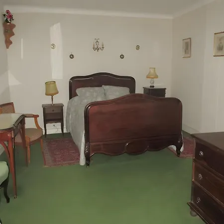 Le Chapitre فندق مبيت وإفطار قرقشونه
